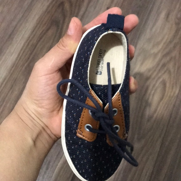 Shoes - Picture 2 of 4